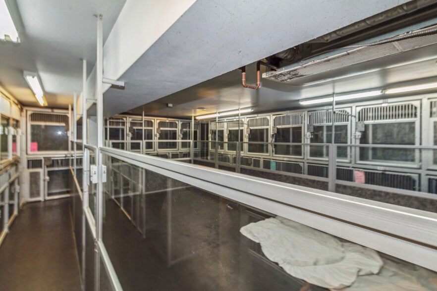 More Photos Of 2143-2147 San Diego Ave, San Diego Medical For Sale