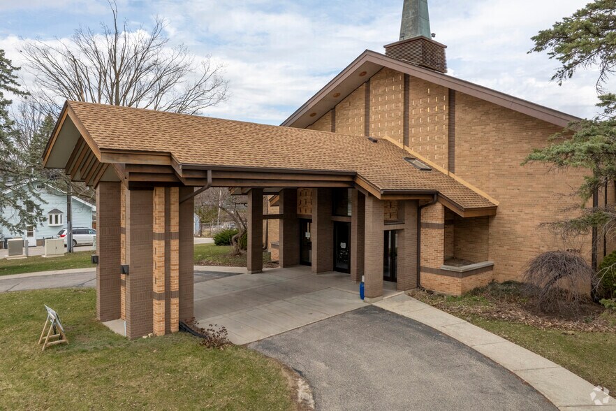 More Photos Of 4200 Buckeye Rd, Madison Religious Facility For Sale