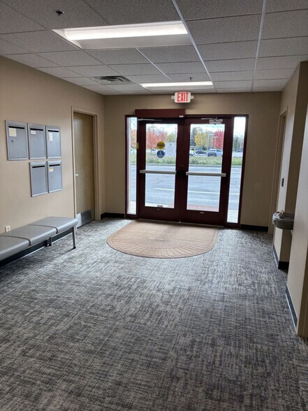 More Photos Of 1195 Wilson Ave NW, Grand Rapids Medical For Lease
