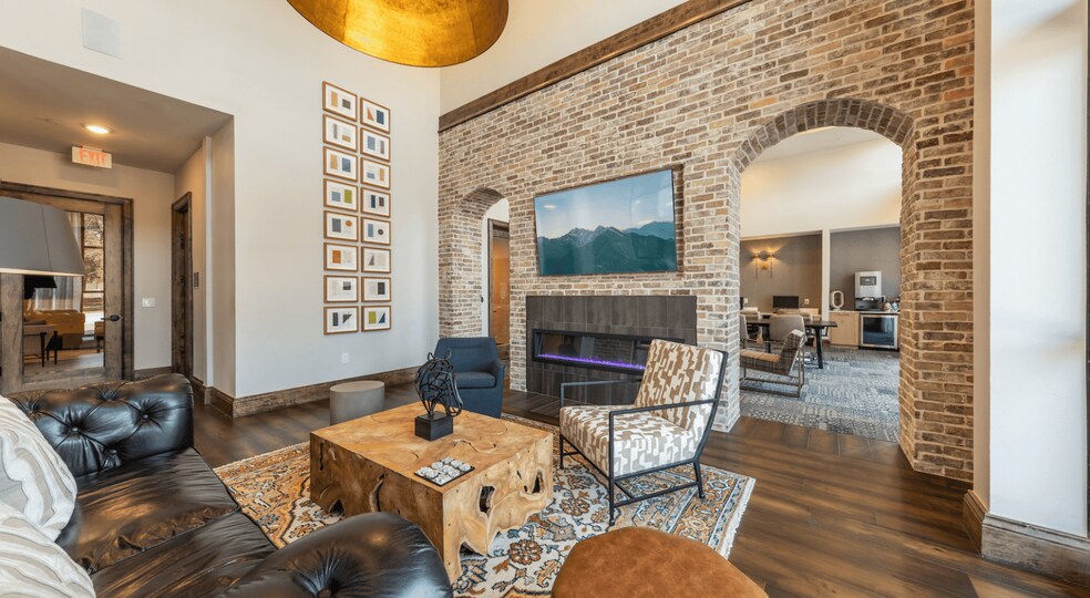 More Photos Of 4910 E 7th St, Austin Coworking Space