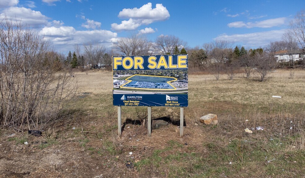 More Photos Of 4444 Highway 52 N, Rochester Auto Dealership For Sale