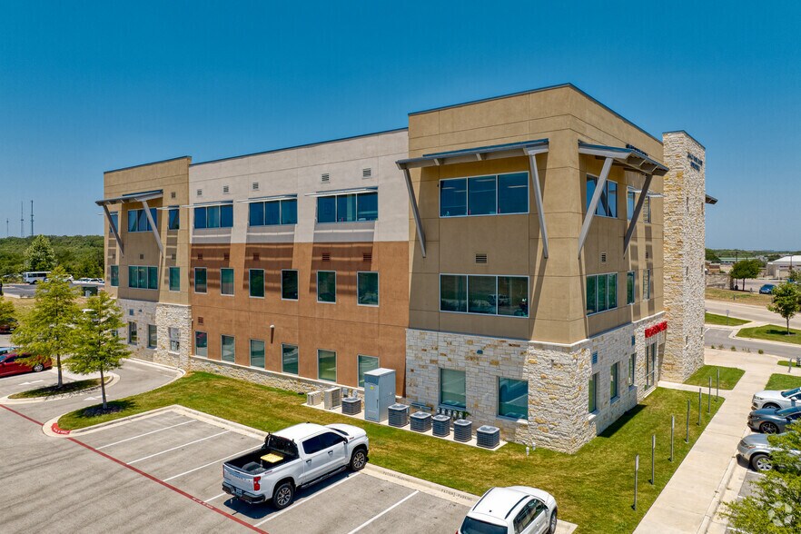 More Photos Of 13830 Sawyer Ranch Rd, Dripping Springs Medical For Lease