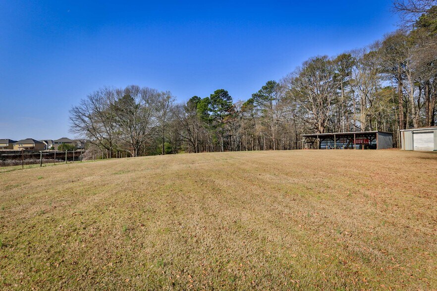 More Photos Of 3460 Highway 81, Loganville Flex For Sale