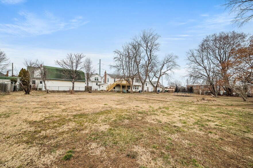 More Photos Of 217 White Ave, Linwood Apartments For Sale