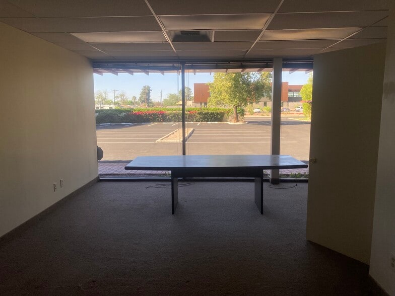 More Photos Of 2701 E Osborn Rd, Phoenix Office For Lease
