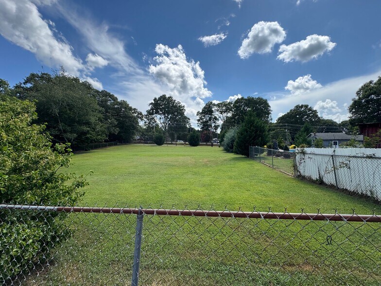 More Photos Of Lot 1 Derr St @ Mclurd, Stanley Land For Sale