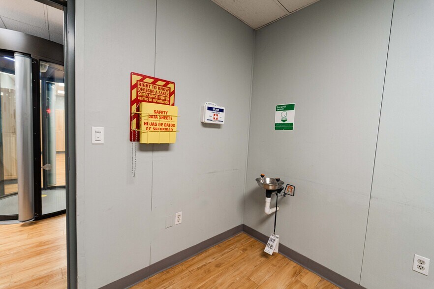 More Photos Of 252 Depot Rd, Milford Light Distribution For Lease