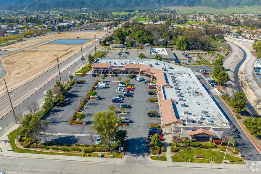 More Photos Of 41529-41539 Kalmia St, Murrieta Unknown For Lease