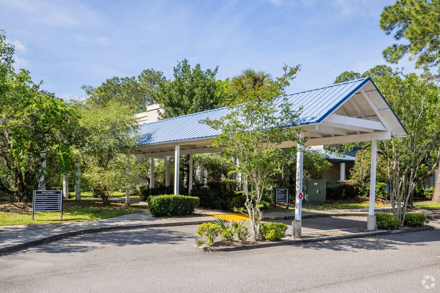 More Photos Of 4237 Salisbury Rd, Jacksonville Office For Lease