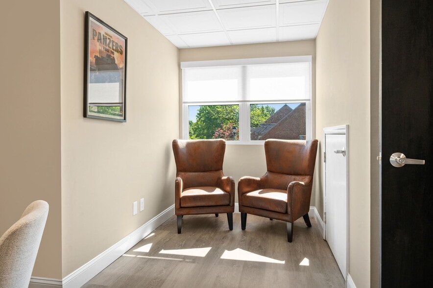 More Photos Of 107 Fountain Brook Cir, Cary Office For Sale