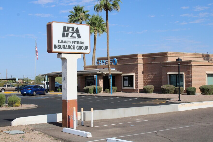 More Photos Of 1000 W Apache Trl, Apache Junction Freestanding For Sale