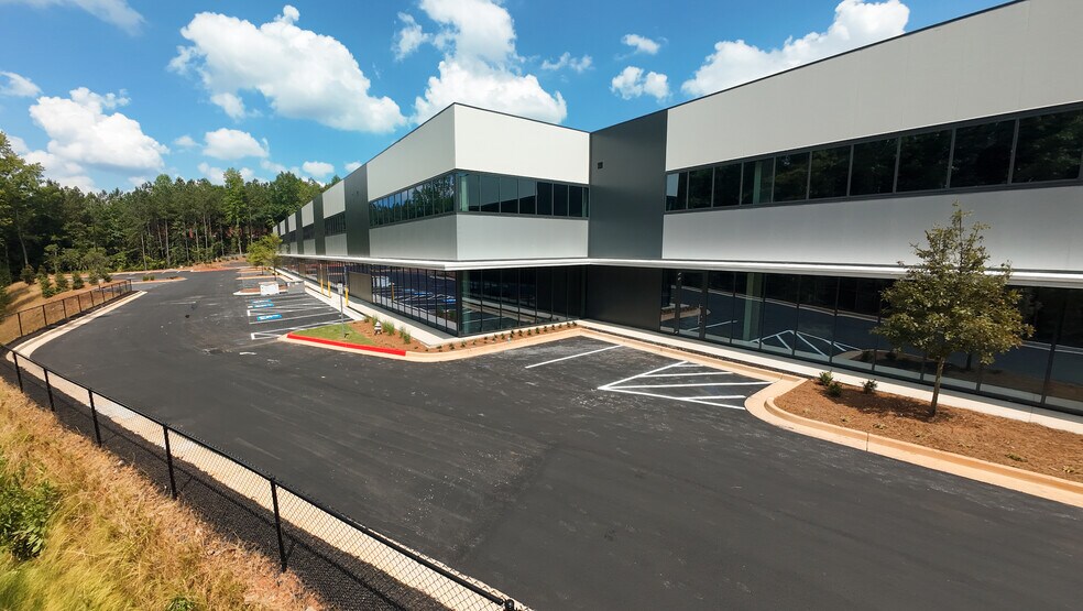 More Photos Of 7625 New Boyd Rd, Johns Creek Showroom For Lease