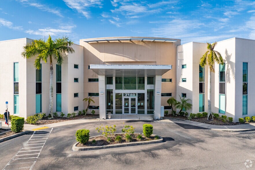 Primary Photo Of 3180 Curlew Rd, Oldsmar Medical For Lease