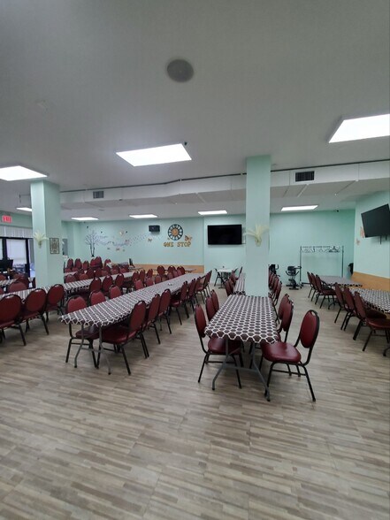 More Photos Of 4014 157th St, Flushing Flex For Sale