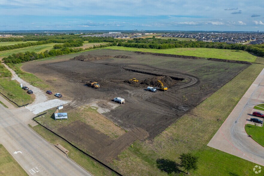 More Photos Of 2251 Heritage Pky, Mansfield Light Manufacturing For Lease