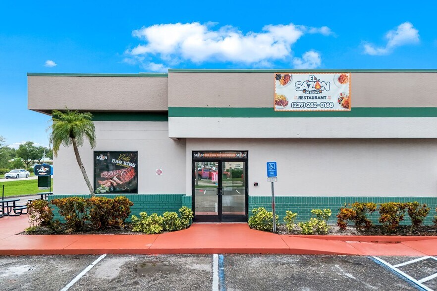 More Photos Of 10493 Stringfellow Rd, Saint James City Storefront Retail Office For Sale