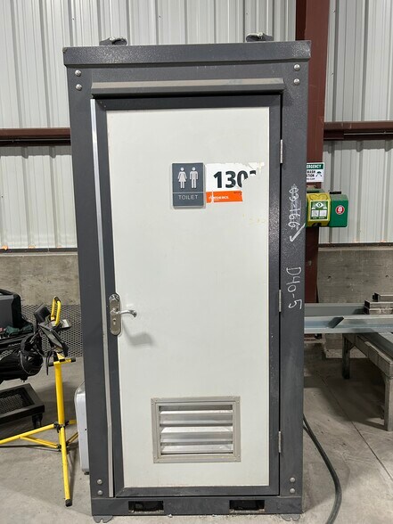 More Photos Of 2700 Kane Springs Rd, Parowan Warehouse For Lease