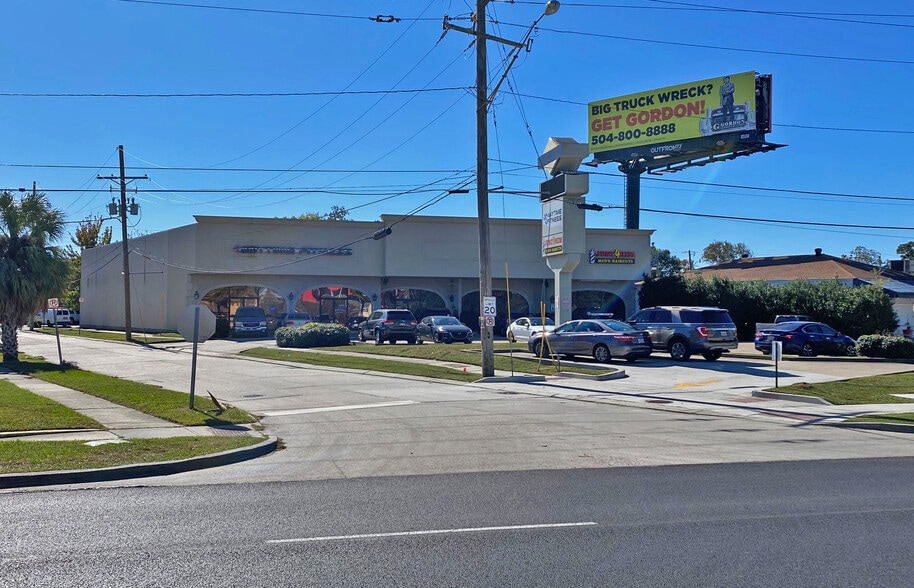 More Photos Of 5200 Veterans Memorial Blvd, Metairie Freestanding For Lease
