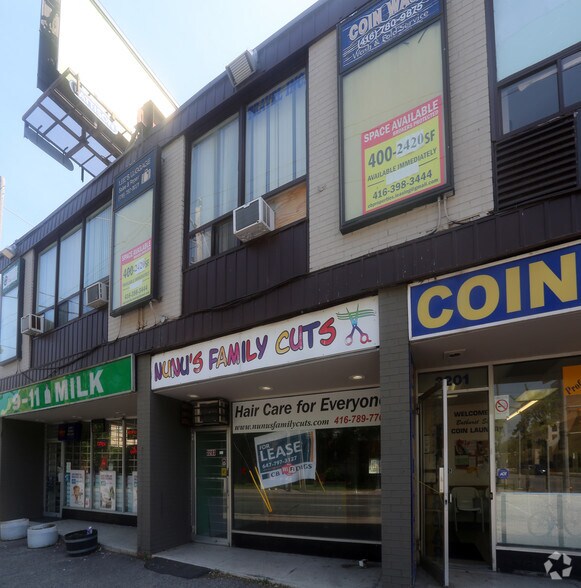 More Photos Of 3193-3205 Bathurst St, Toronto Storefront Retail Office For Sale