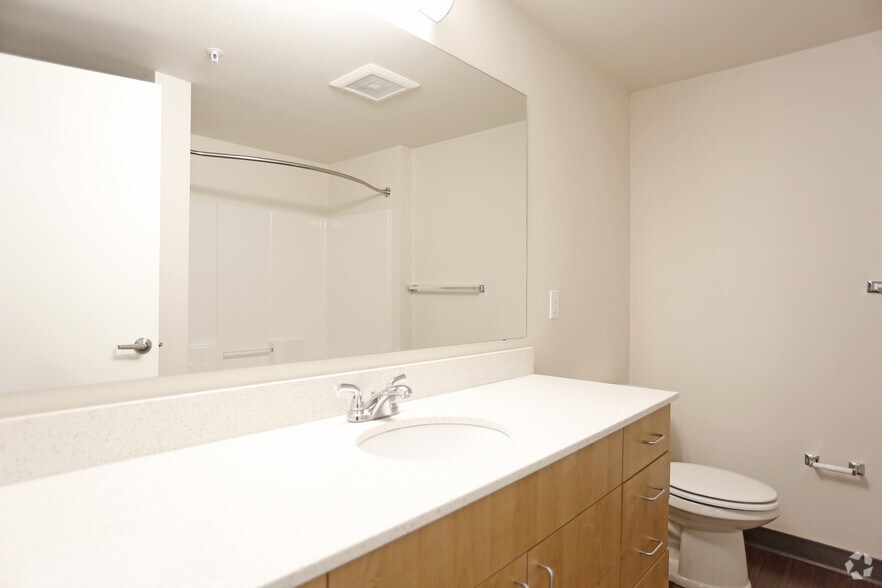 More Photos Of 13280 Linden Ave N, Seattle Apartments For Lease