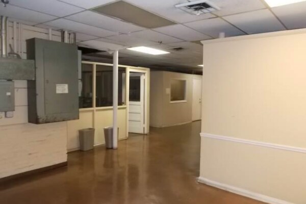 More Photos Of 814 22nd Ave, Meridian Flex For Sale