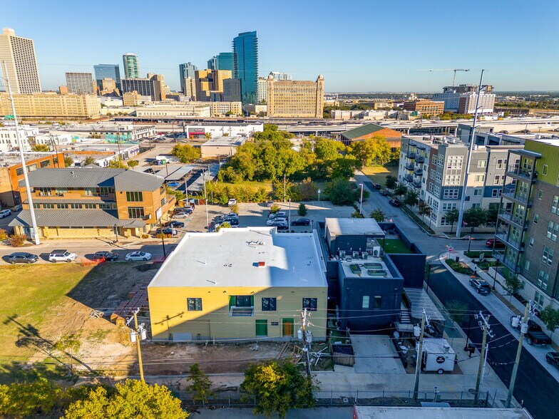 More Photos Of 307 Daggett ave, Fort Worth Restaurant For Lease