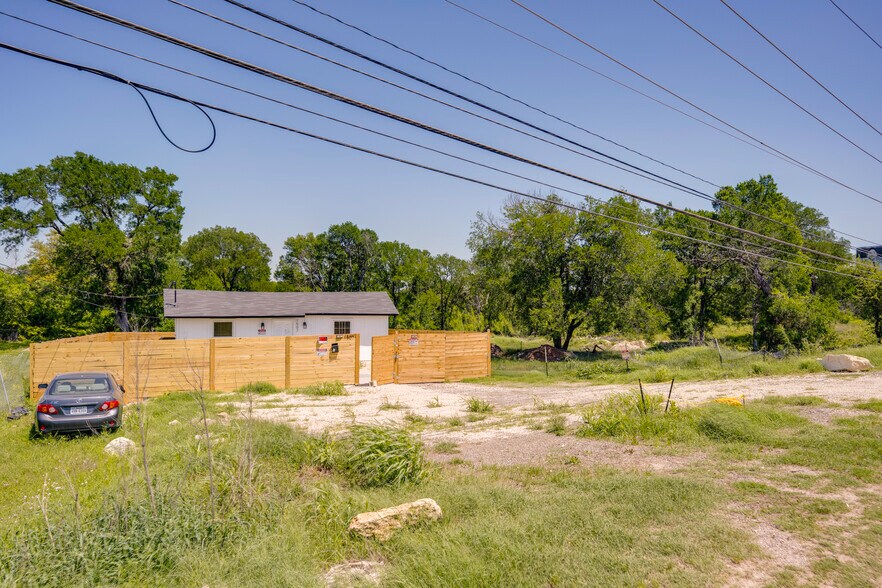 More Photos Of 1507 Bastrop Hwy, Austin Land For Sale