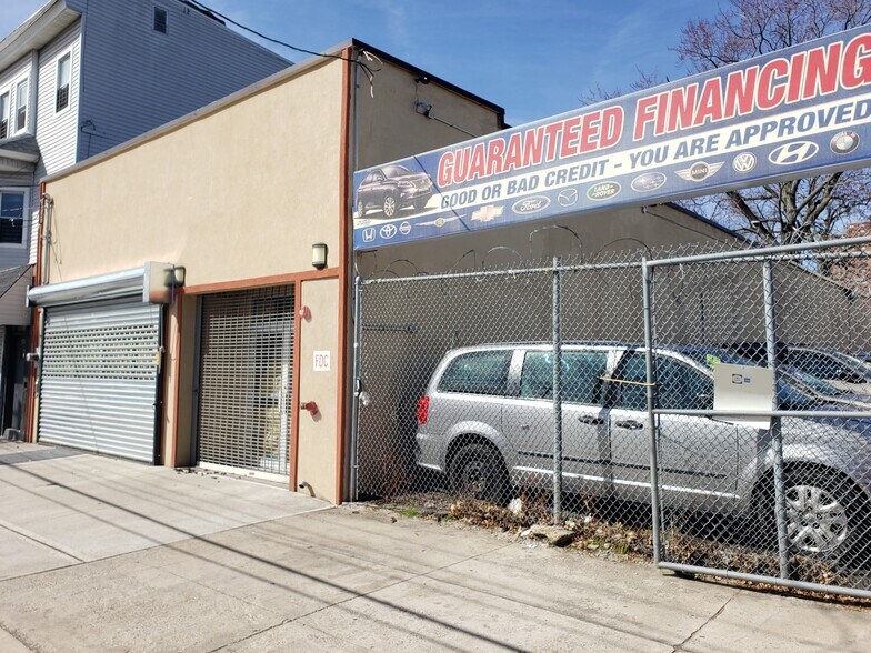 More Photos Of 526 Broadway, Newark General Retail For Sale