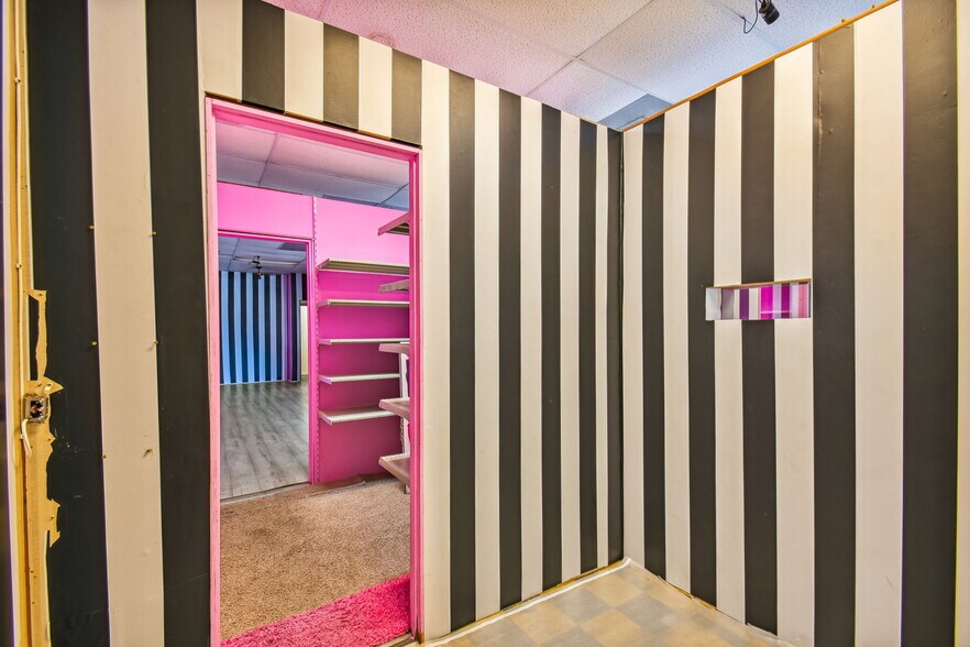 More Photos Of 1006 6th St NW, Winter Haven Freestanding For Lease