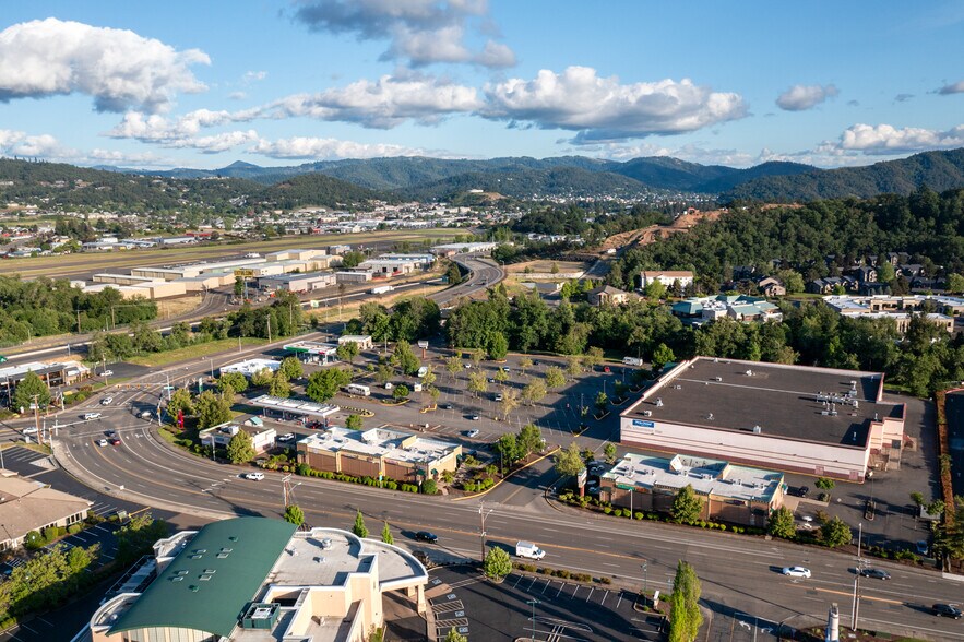 More Photos Of 3001 NW Stewart Pky, Roseburg Freestanding For Sale