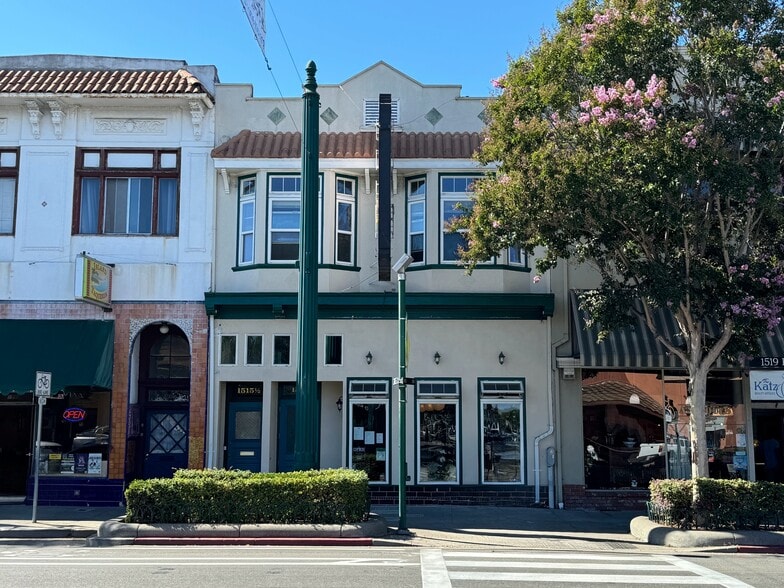 More Photos Of 1515 Park St, Alameda Bar For Sale