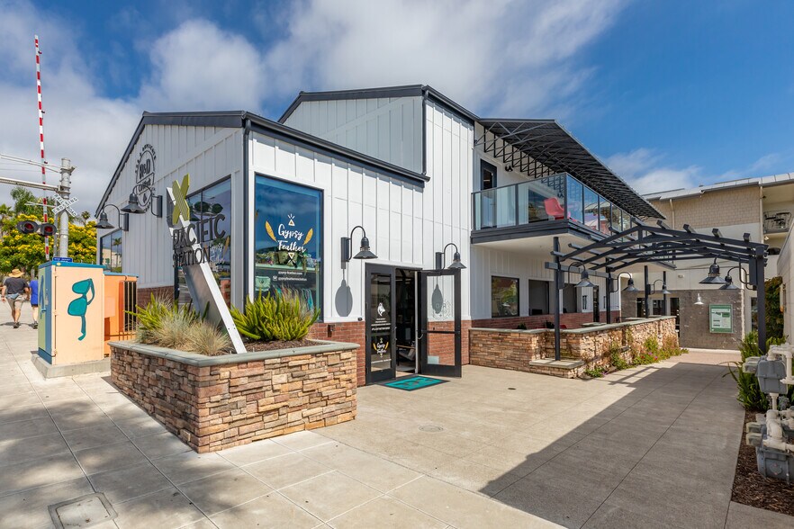 More Photos Of 687 S Coast Hwy 101, Encinitas Apartments For Lease