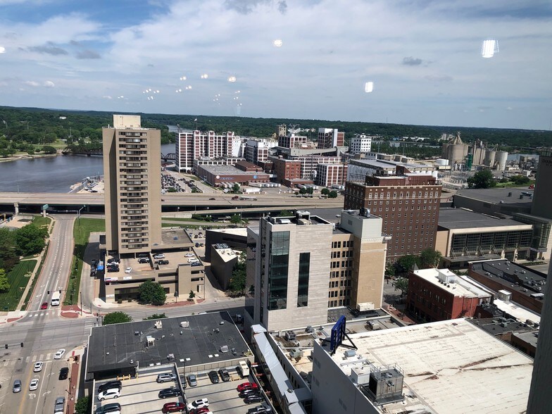 More Photos Of 200 1st St Se, Cedar Rapids Office For Lease