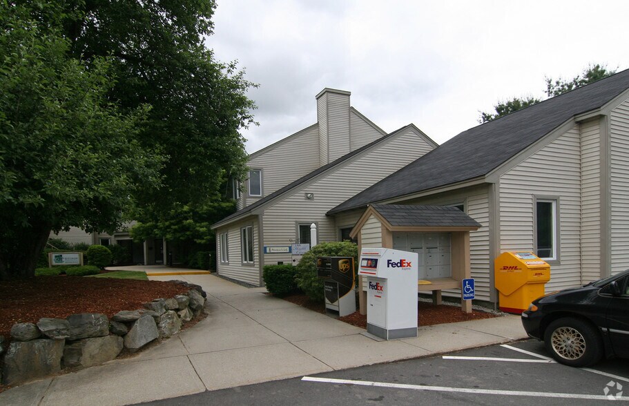 More Photos Of 22-24 Greeley St, Merrimack Office For Lease