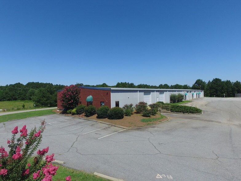 More Photos Of 9550 Jackson Trail Rd, Hoschton Warehouse For Sale