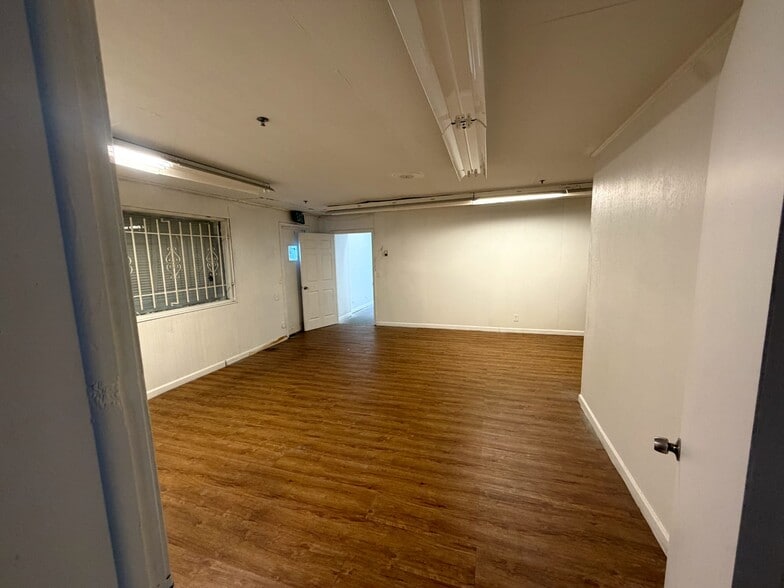 More Photos Of 1815 10th Ave N, Lake Worth Beach Warehouse For Lease