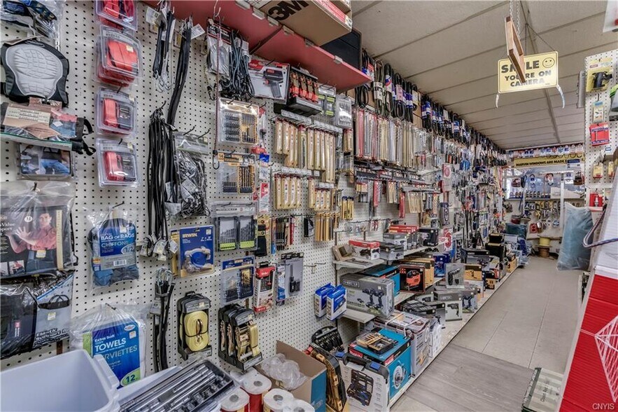 More Photos Of 4190 State Highway 3, Star Lake Freestanding For Sale