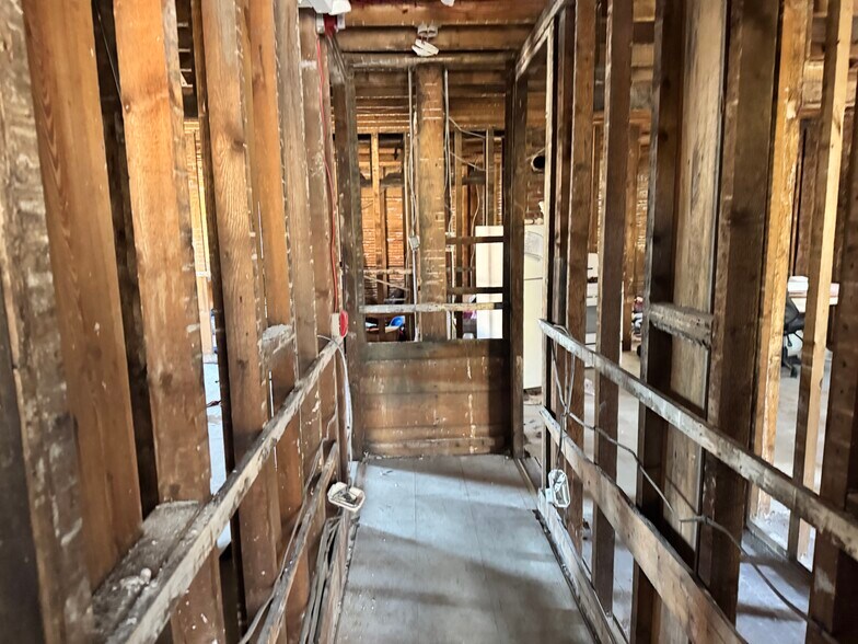 More Photos Of 183 Broad St, New Britain Apartments For Sale