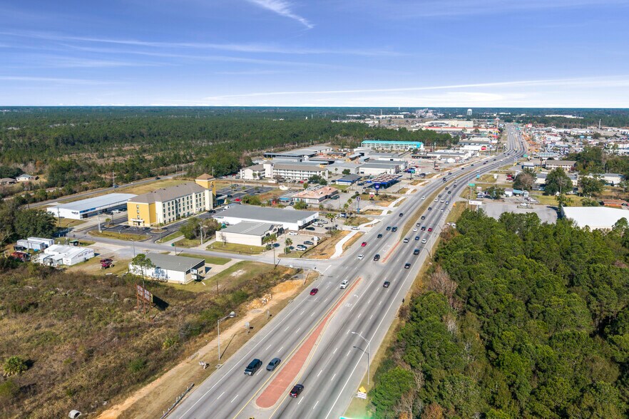 More Photos Of 15237 Russell Blvd, Gulfport Auto Salvage Facility For Lease