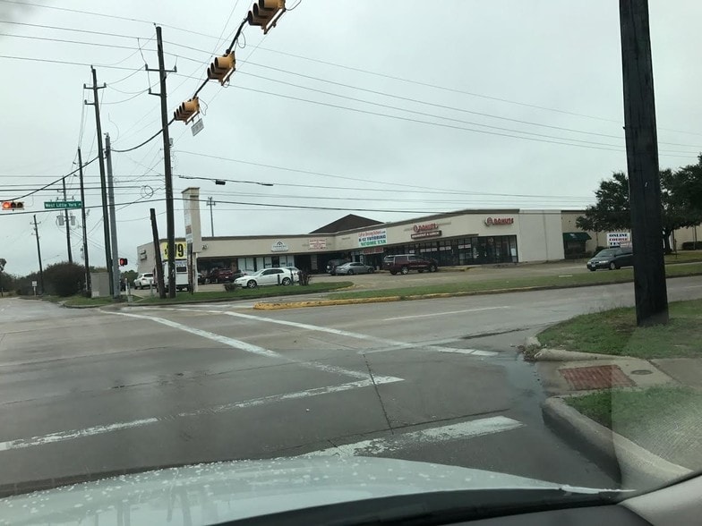 More Photos Of 17036-17038 W Little York Rd, Houston Storefront For Lease