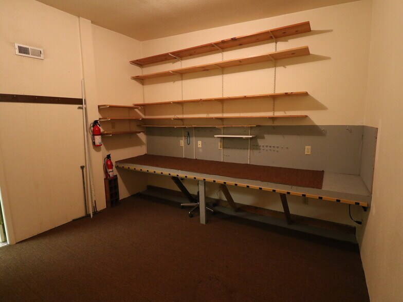 More Photos Of 3337 SE Hawthorne Blvd, Portland Office For Lease