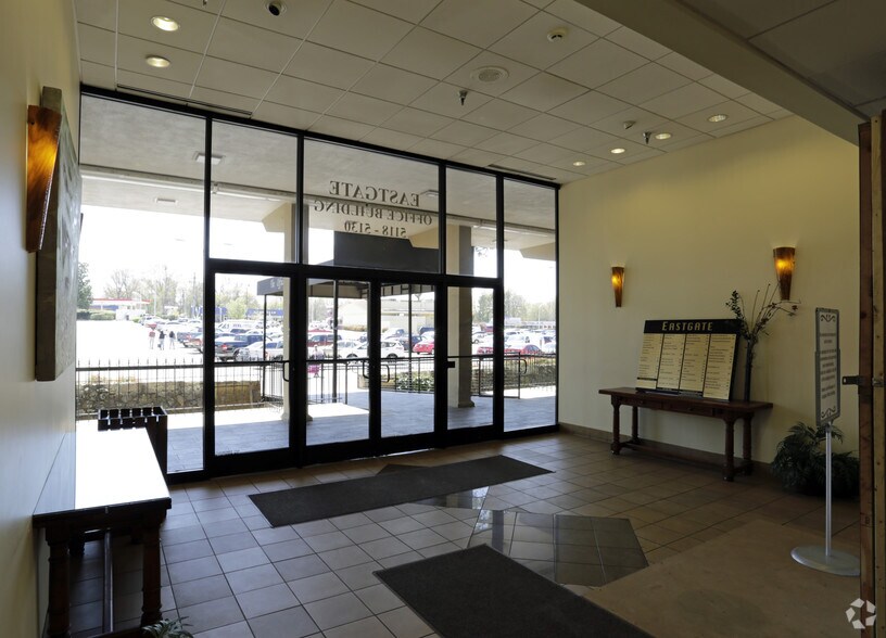 More Photos Of 5118-5130 Park Ave, Memphis Office For Lease