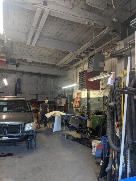 More Photos Of 1621-1623 McKean St, Philadelphia Auto Repair For Sale