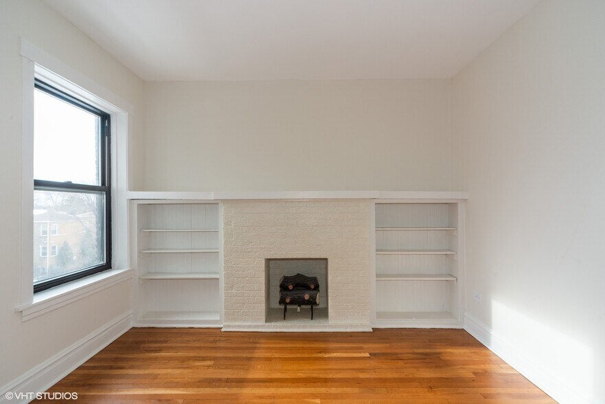 More Photos Of 4934 W Jackson Blvd, Chicago Apartments For Sale