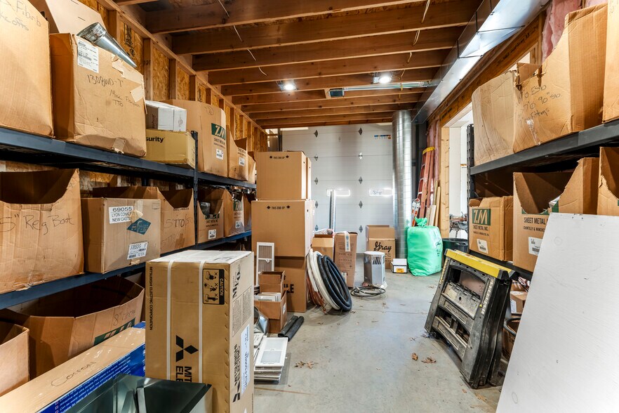 More Photos Of 935 W Cypress St, Kennett Square Flex For Sale