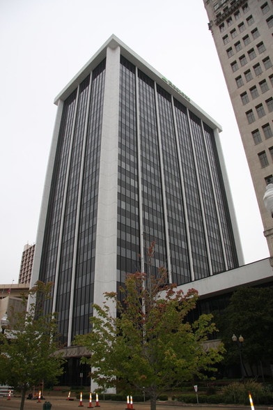More Photos Of 210 E Capitol St, Jackson Office For Lease