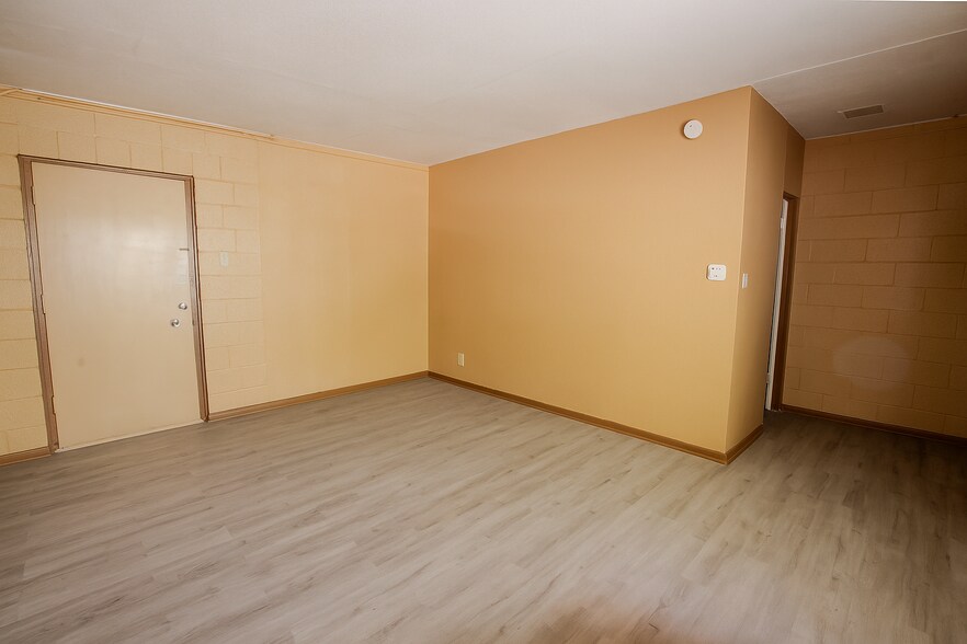 More Photos Of 1220 E Second St, Winslow Apartments For Sale
