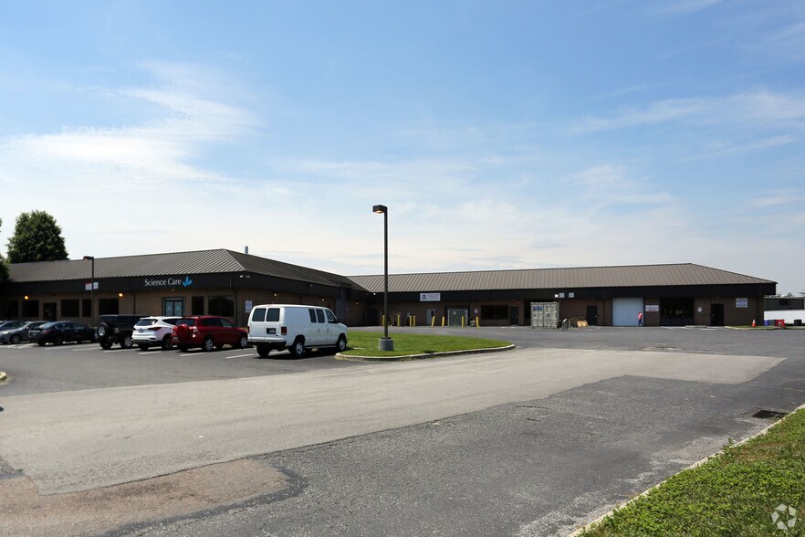 More Photos Of 7821 Bartram Ave, Philadelphia Office For Sale