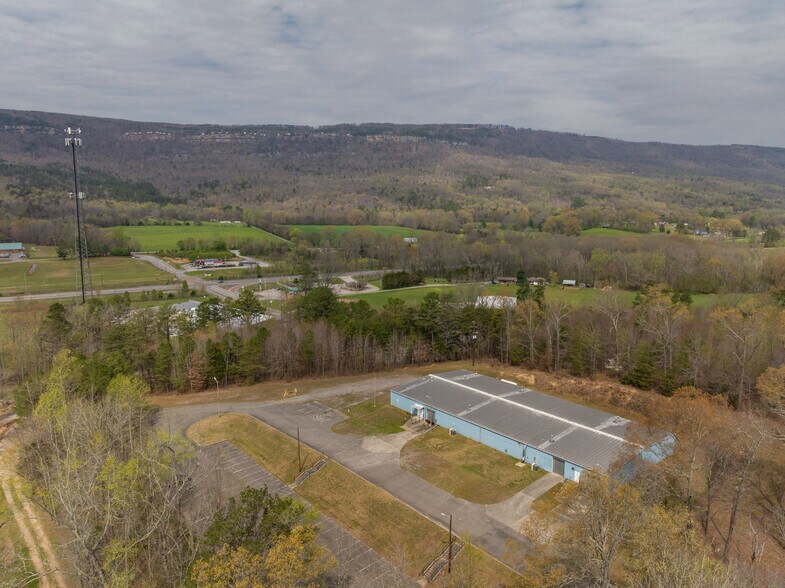 More Photos Of 205 Industrial Pike, Whitwell Manufacturing For Sale