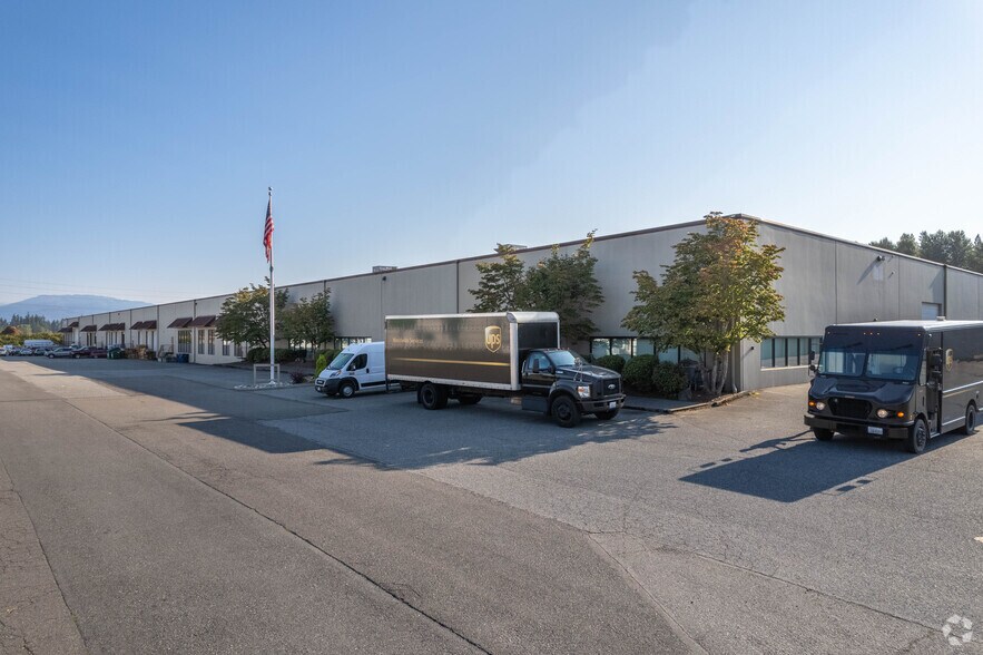 More Photos Of 19405 68th Dr NE, Arlington Manufacturing For Lease